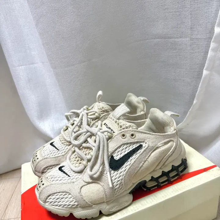 [BUNJANG] Nike x Stüssy Air Zoom Spiridon Cage 2 Fossil (235mm) / (정품) 나이키 x 스투시 에어 줌 스피리돈 케이지 2 파슬 235