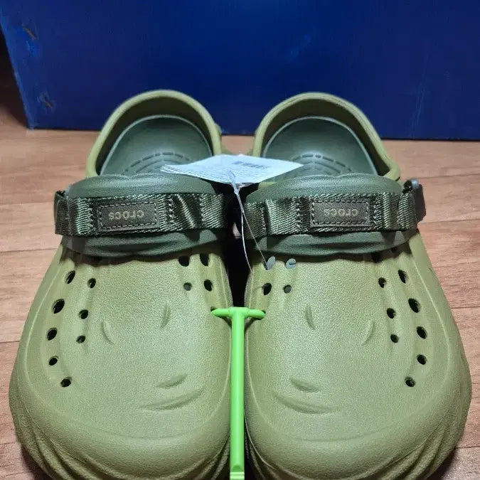 [BUNJANG] Crocs Echo Clog Khaki Aloe Size 270 / 크록스 에코 클로그 카키 알로에