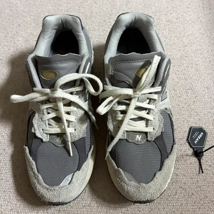 [BUNJANG] New Balance 2002R Protection Pack Rain Cloud Sneakers (Size 280) / 뉴발란스 2002R 프로텍션팩 레인클라우드 / 280