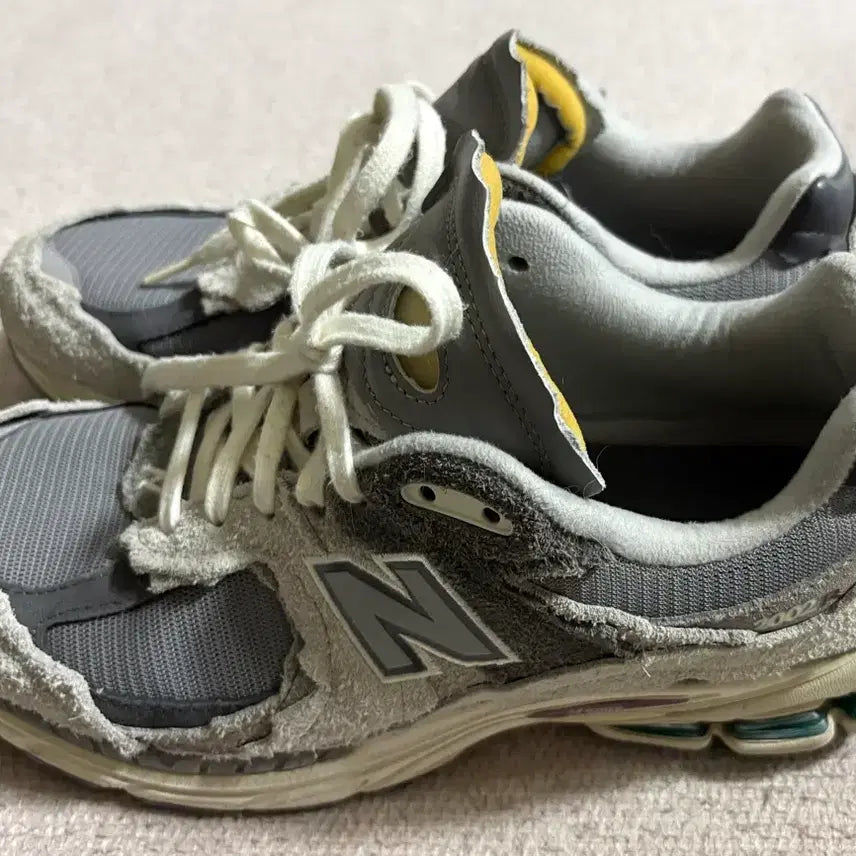 [BUNJANG] New Balance 2002R Protection Pack Rain Cloud Sneakers (Size 280) / 뉴발란스 2002R 프로텍션팩 레인클라우드 / 280