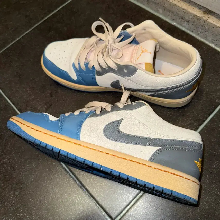 [BUNJANG] Nike Jordan 1 Low SE Tokyo 96 / 나이키 조던 1 로우 SE 도쿄 96 255 판매