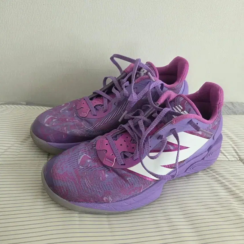 [BUNJANG] New Balance Two Way v5 Basketball Shoes / 뉴발란스 투웨이 v5 농구화 판매합니다 275