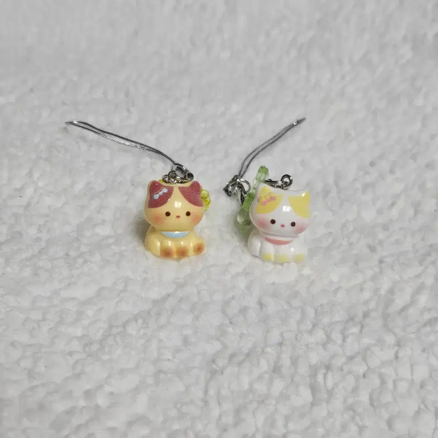 [BUNJANG] Cat Character Keychain (Assorted Colors) / 고양이 캐릭터 키링 (색상다양)