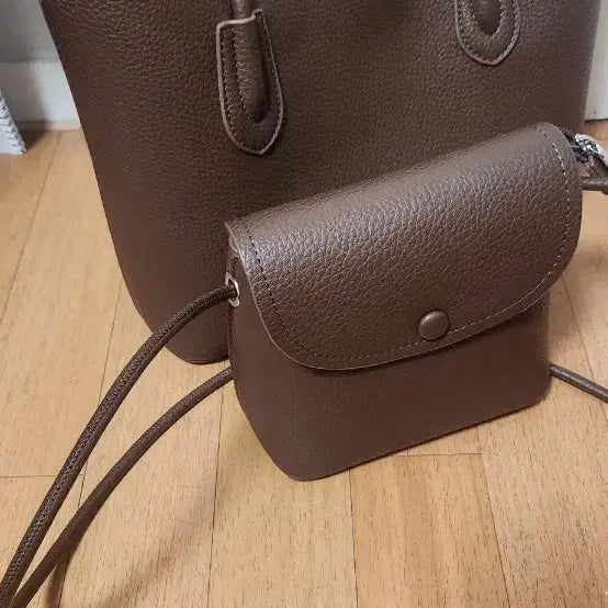 [BUNJANG] Brown Tote Bag and Mini Crossbody Bag Set / 예쁜 브라운 가방세트   새거160000->70000
