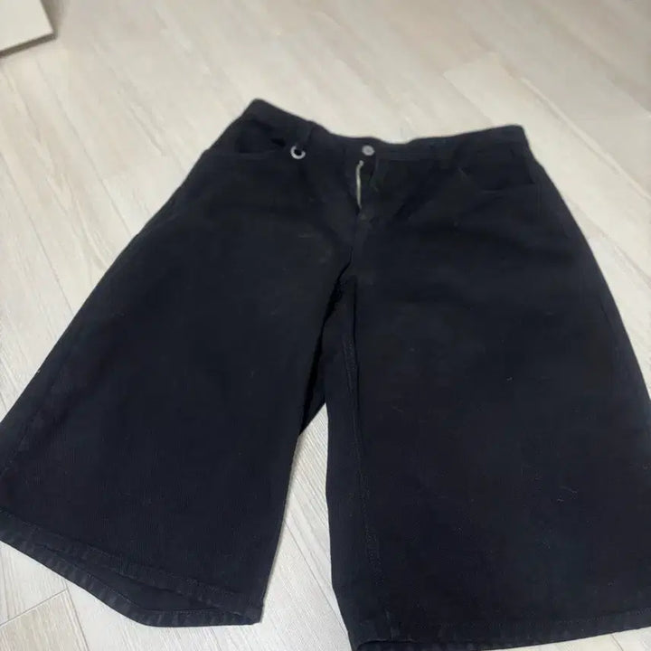 [BUNJANG] Signature Summer Cotton D-Ring Bermuda Pants Black L / 시그니처 썸머 코튼 D링 버뮤다 팬츠 블랙 L