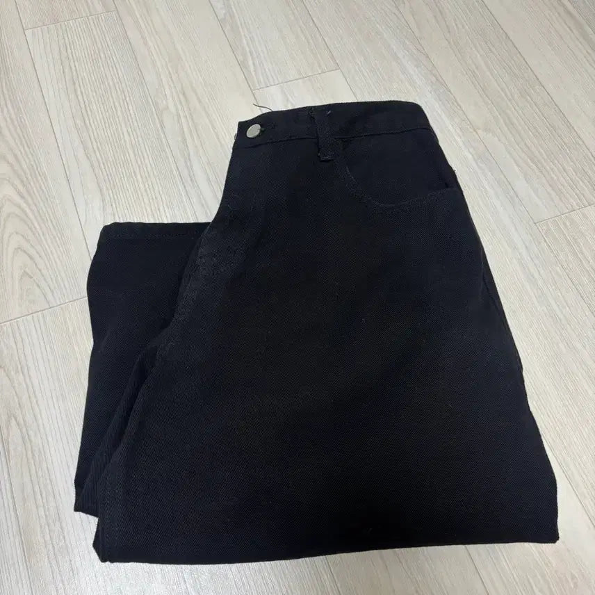[BUNJANG] Signature Summer Cotton D-Ring Bermuda Pants Black L / 시그니처 썸머 코튼 D링 버뮤다 팬츠 블랙 L
