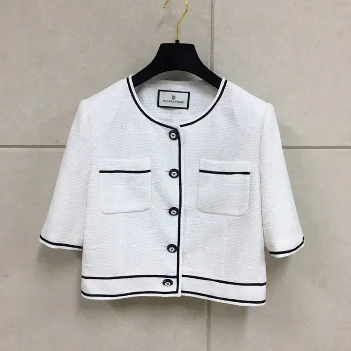 [BUNJANG] MOJO.S.PHINE 2024 White Tweed Short-Sleeve Jacket / 24년 MOJO.S.PHINE 모조에스핀 화이트 트위드 반팔 자켓