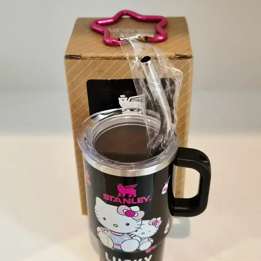 [BUNJANG] Hello Kitty Mini Tumbler Set with Keychain / 헬로키티 미니텀블러 키즈텀블러 소주잔 키링 새상품