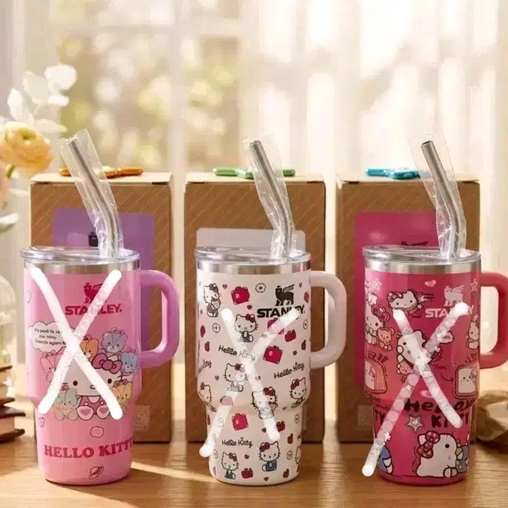 [BUNJANG] Hello Kitty Mini Tumbler Set with Keychain / 헬로키티 미니텀블러 키즈텀블러 소주잔 키링 새상품