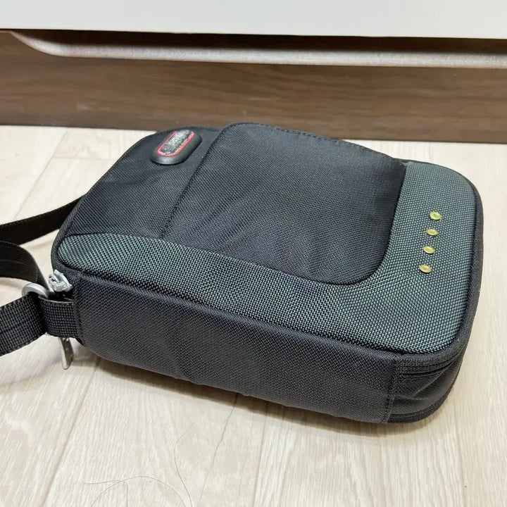 [BUNJANG] Tumi T-Tech 5133D Nylon Messenger Crossbody Bag / 투미 티텍(TUMI T-Tech) 5133D 숄더백