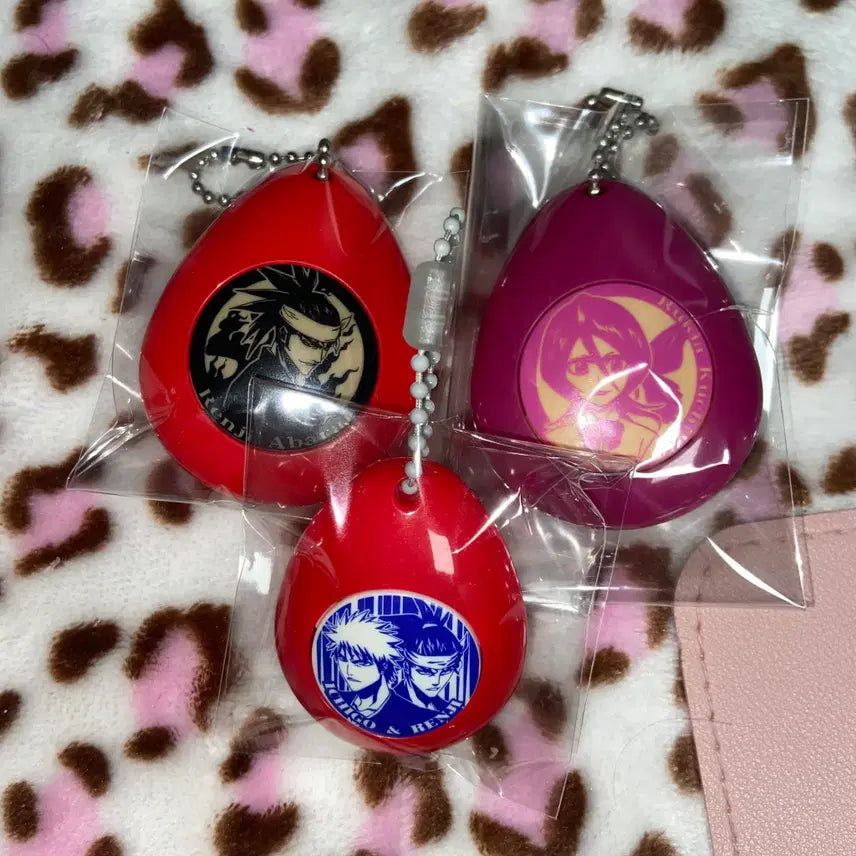 [BUNJANG] Bleach Kurosaki Ichigo &amp; Kuchiki Rukia Voice Egg Sound Drop Keychain Gacha / 블리치 쿠로사키 이치고 렌지 보이스에그 사운드드롭 고전 키링 가챠