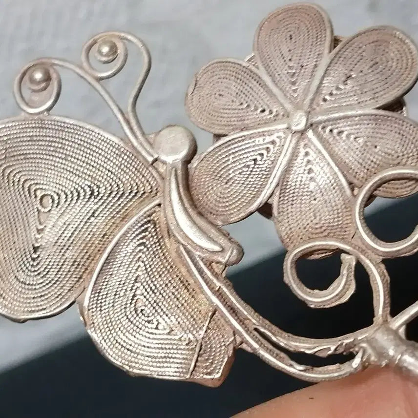 [BUNJANG] Embellished Butterfly Design Hairpin / 보석 장식 백동족은 나비문 비녀
