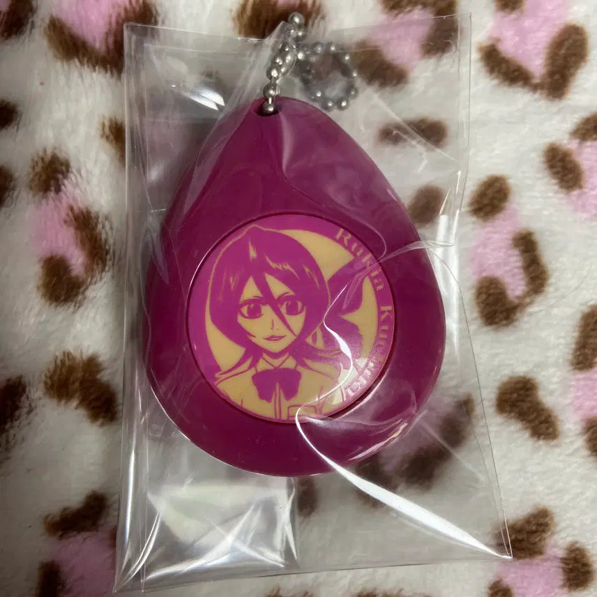 [BUNJANG] Bleach Kuchiki Rukia Voice Egg Sound Drop Classic Keyring Gacha (Damaged) / 하자품) 블리치 쿠치키 루키아 보이스에그 사운드드롭 고전 키링 가챠
