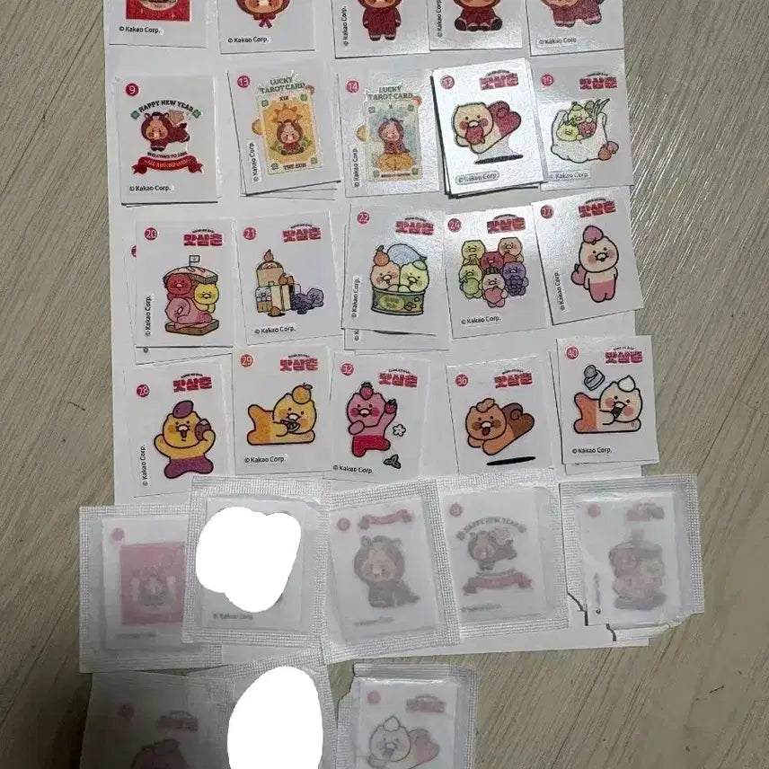 [BUNJANG] Chunsik Ttiru Ttirru Sticker Collection / gs25 맛삼춘 춘식이 띠부씰