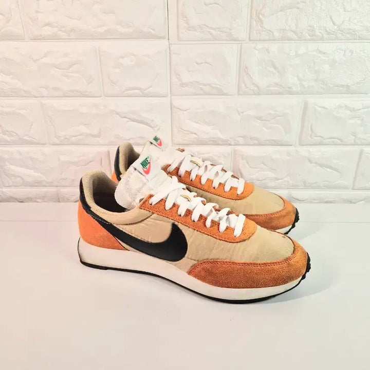 [BUNJANG] Nike Tailwind 79 Sneakers (Size 265) / 나이키 265 테일윈드 79 스니커즈