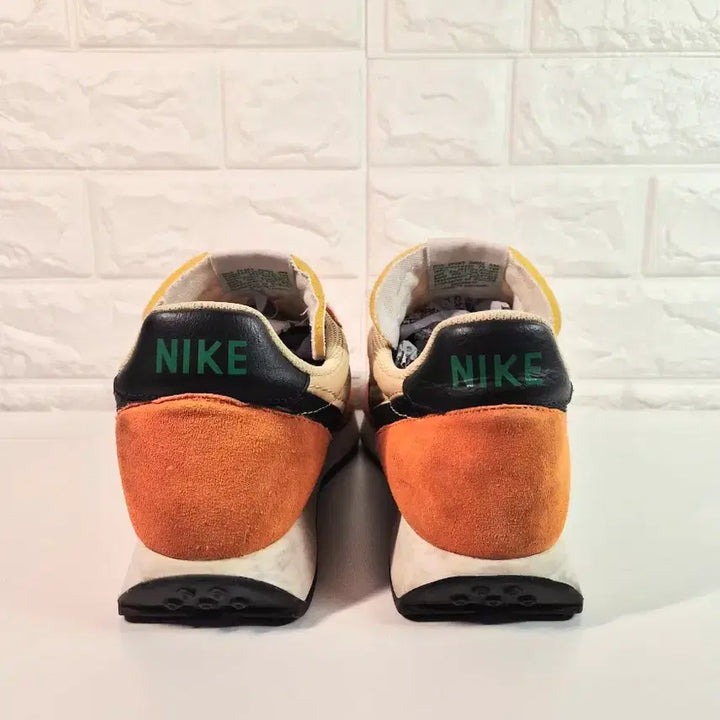 [BUNJANG] Nike Tailwind 79 Sneakers (Size 265) / 나이키 265 테일윈드 79 스니커즈