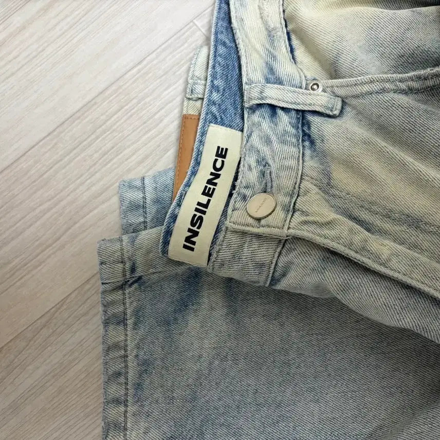 [BUNJANG] INSILENCE CALK Low Waist Wide Jeans Light Blue M / 인사일런스 CALK 로우 웨이스트 와이드진 라이트블루 M