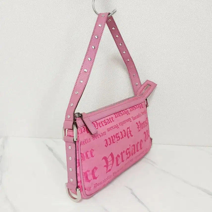 [BUNJANG] Versace Pink Logo Shoulder Bag / 베르사체 핑크 로고 숄더백 y2k 갸루