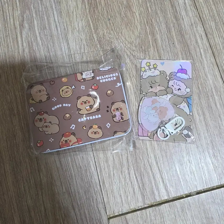[BUNJANG] Bear Charm Keychain and Tin Case Set / 키링, 틴케이스