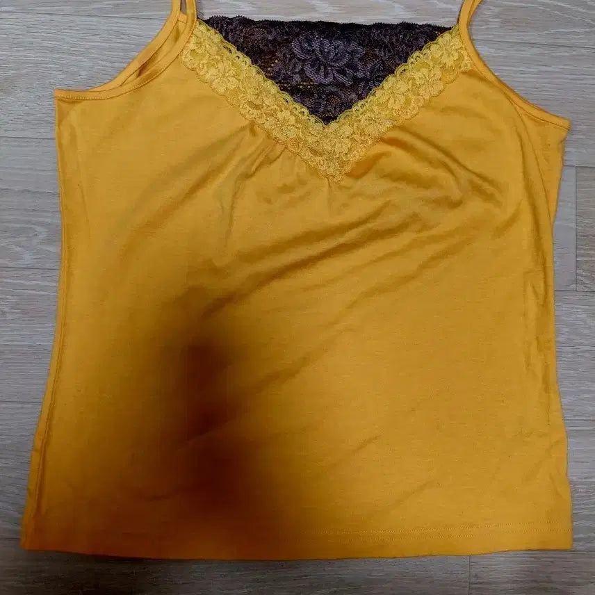 [BUNJANG] Mustard Orange Lace Sleeveless Top / 겨자 오렌지 레이스 슬리브리스 탑