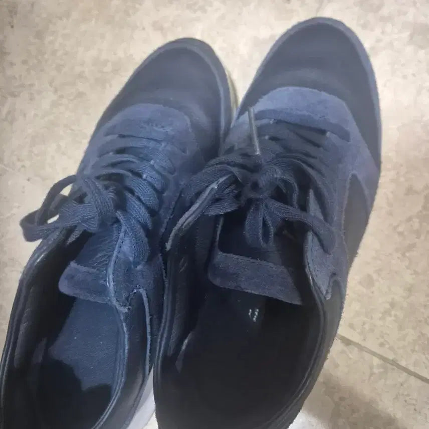 [BUNJANG] Lacoste Sneakers Navy / 라코스테 운동화 5천원