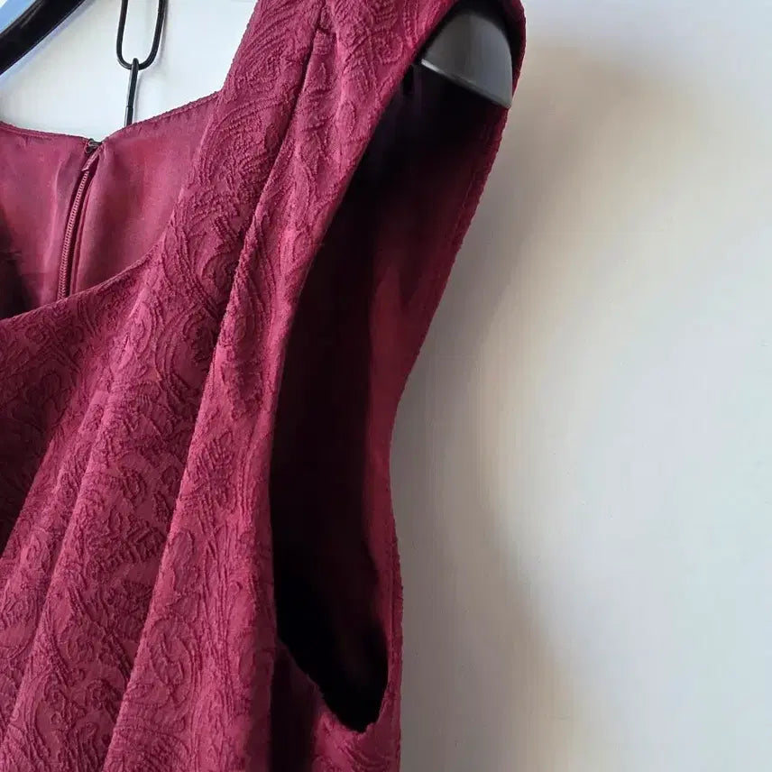 [BUNJANG] Burgundy Sleeveless A-Line Dress / S/버건디 민소매 A라인원피스