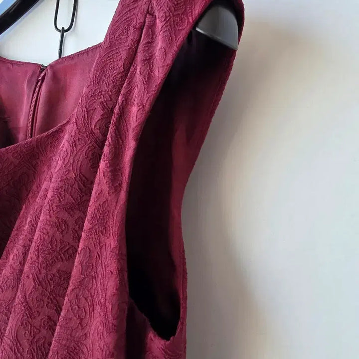 [BUNJANG] Burgundy Sleeveless A-Line Dress / S/버건디 민소매 A라인원피스