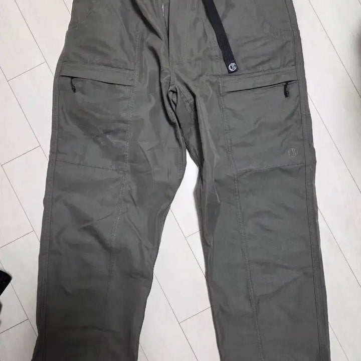 [BUNJANG] Outstanding Hiking Belted Pants - Size M / 아웃스탠딩 HIKING BELTED PANTS M사이즈