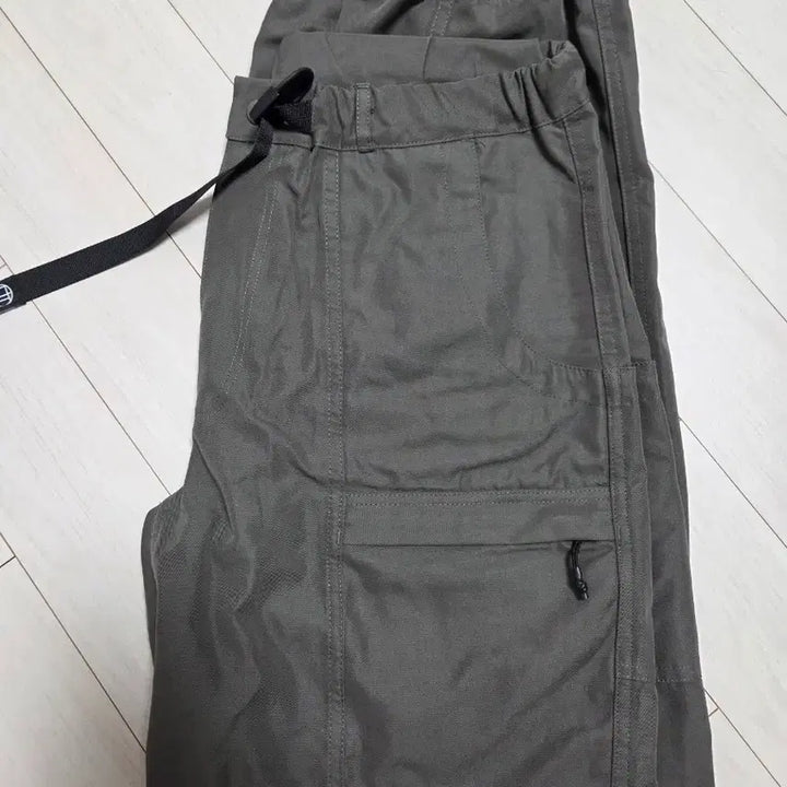 [BUNJANG] Outstanding Hiking Belted Pants - Size M / 아웃스탠딩 HIKING BELTED PANTS M사이즈