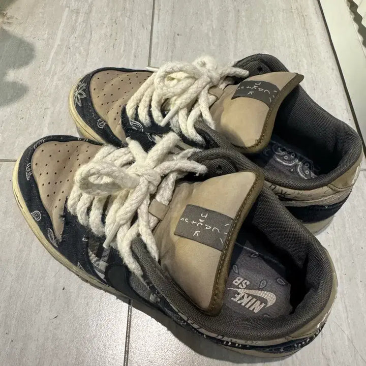 [BUNJANG] Travis Scott Dunk Low Shoes / 트래비스스캇덩크(신발단품)