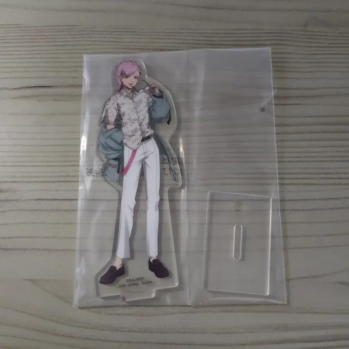 [BUNJANG] Wind Breaker Kiryu Mitsuki Acrylic Stand / 윈드브레이커 키류 미츠키 아크릴