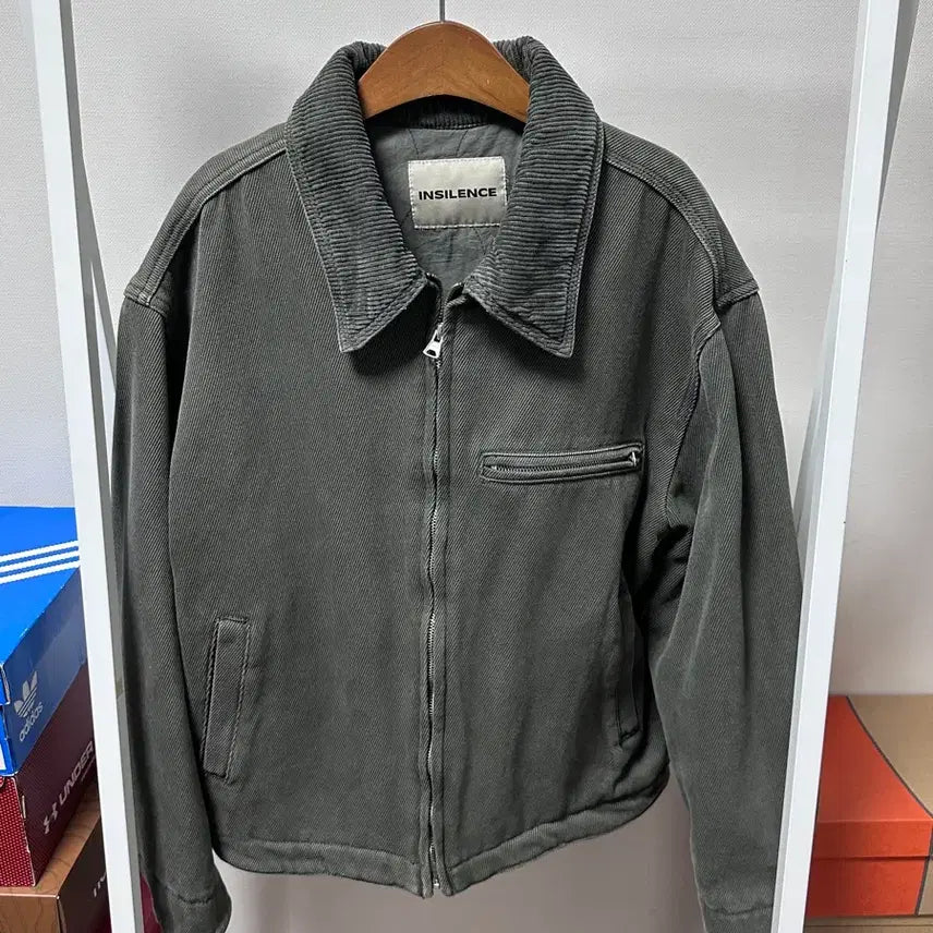 [BUNJANG] Silence Corduroy Quilting Jacket / 인사일런스 코듀로이 퀼팅 자켓