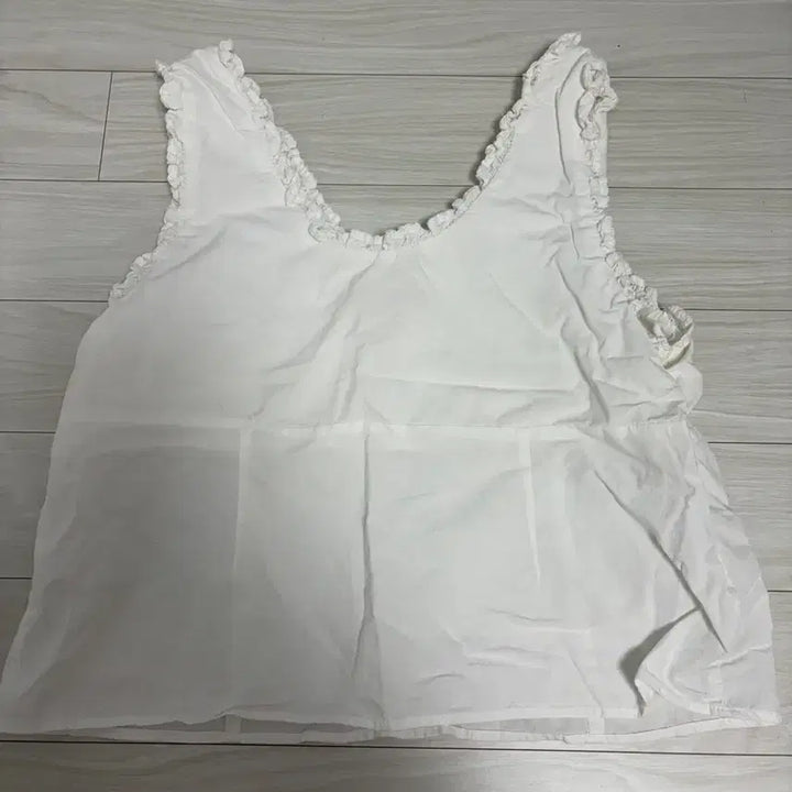 [BUNJANG] SoDdingBread Sophia Blouse / 쏘딩키브레드 소피아 블라우스