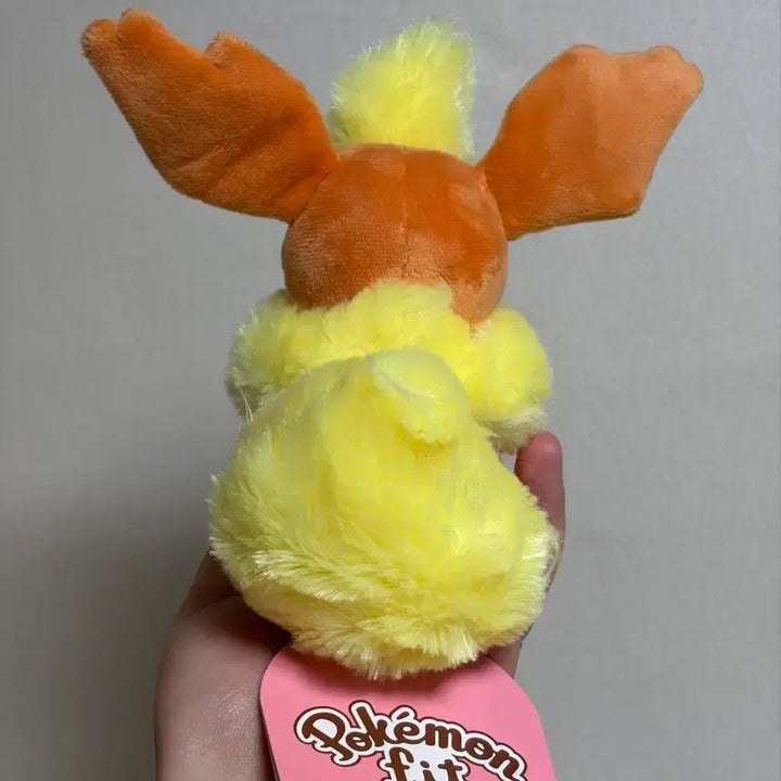 [BUNJANG] Pokemon Center Pokemon Fit Vaporeon Plush / 포켓몬센터 포켓몬 fit 핏 인형 부스터 봉제인형