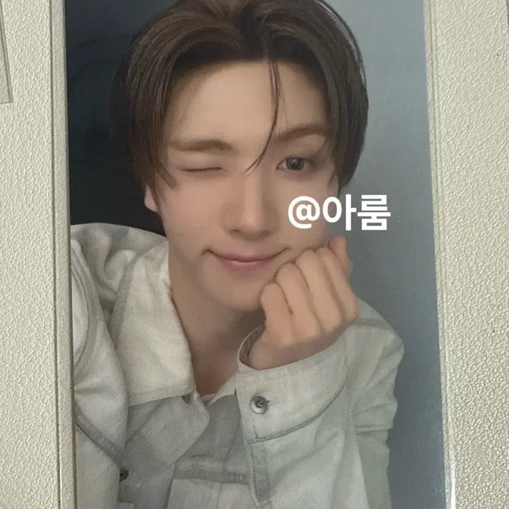 [BUNJANG] TWS Hybe Music Group Store Lucky Draw Youngjae Photocard / 투어스 hybe music group store 럭드 영재 포카 팔아요