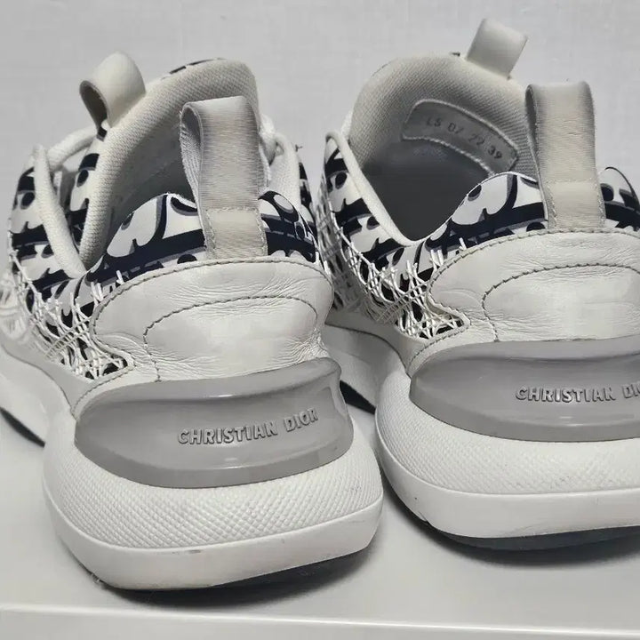 [BUNJANG] Christian Dior Oblique Sneakers Size 39 / [정품]디올 오블리크 운동화 39사이즈
