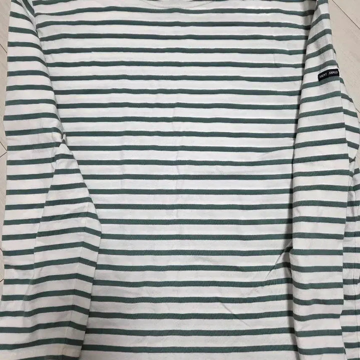 [BUNJANG] Saint James Miquelon Size L / 세인트제임스 밍콰이어 42(L)