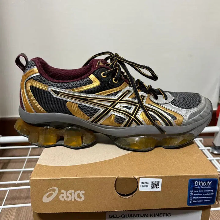 [BUNJANG] Asics Gel-Quantum Kinetic Gold Black Shoes (270) / 아식스 젤 퀀텀 키네틱 270 골드 블랙