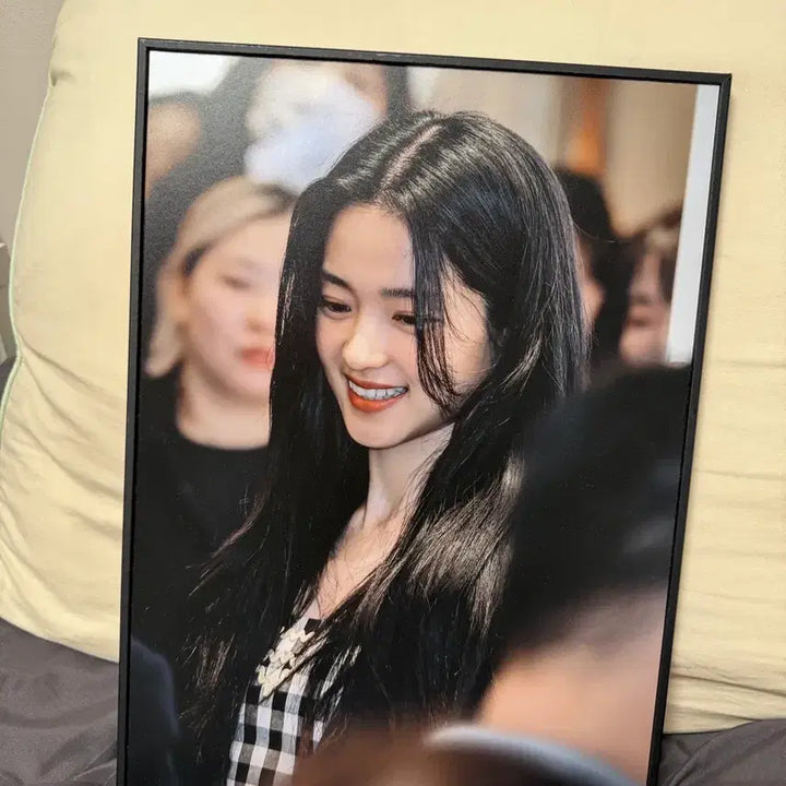 [BUNJANG] Kim Tae-ri Framed Photo / 김태리 액자