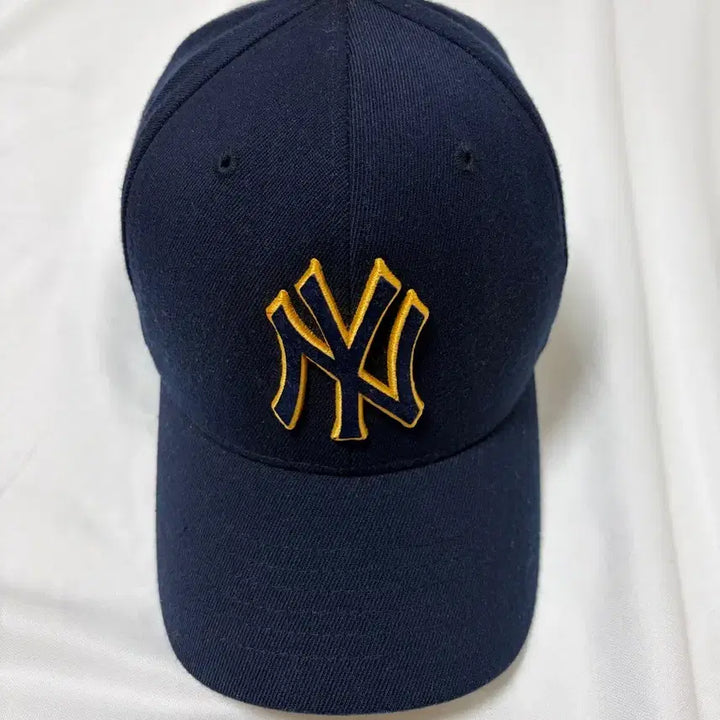 [SOLD OUT] MLB 양키스  네이비 볼캡
