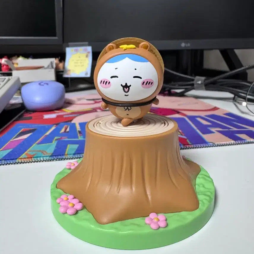 [BUNJANG] Chiikawa Hachiware Stamped Figure Wood Figure / 치이카와 하치와레 도장 피규어 나무 피규어