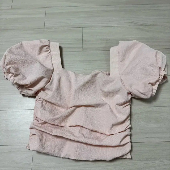 [BUNJANG] Riel Balloon Square Shirring Blouse (Pink) / 새상품/ 리엘 벌룬 스퀘어 셔링 블라우스(핑크)