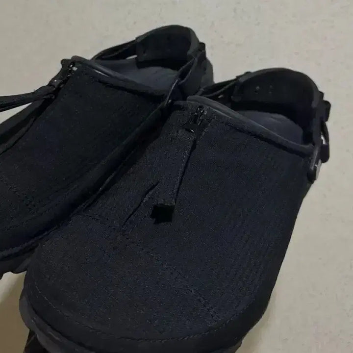 [BUNJANG] Crocs Kasina All Terrain Clog Black / 크록스 카시나 올 터레인 클로그 블랙 265