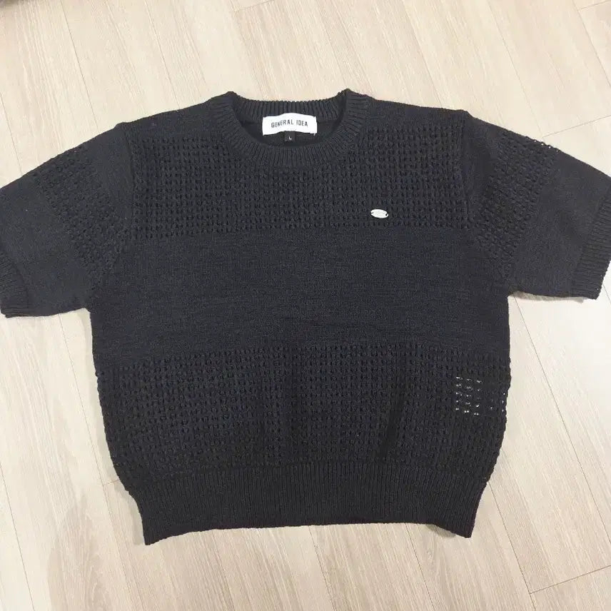 [BUNJANG] General Idea 24SS Punching Short-Sleeve Knit Black L / 24ss 제너럴아이디어 펀칭 반팔 니트 블랙 L