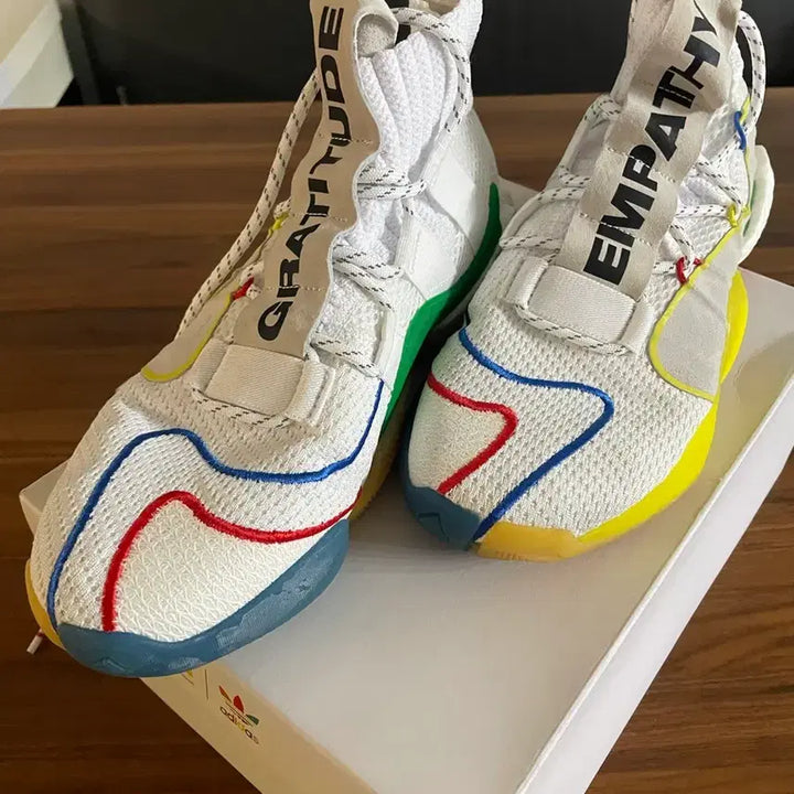 [BUNJANG] Adidas x Pharrell Williams Crazy BYW 2.0 / 아디다스 x 퍼렐 윌리엄스 크레이지