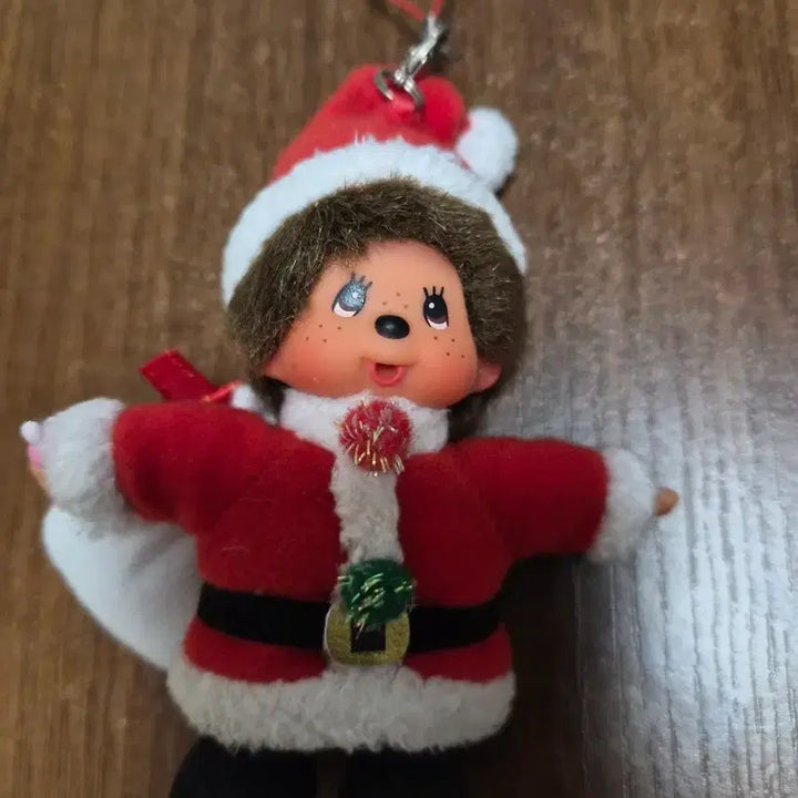 [BUNJANG] Vintage Santa Monchhichi Keychain / 고전 산타 몬치치 키링