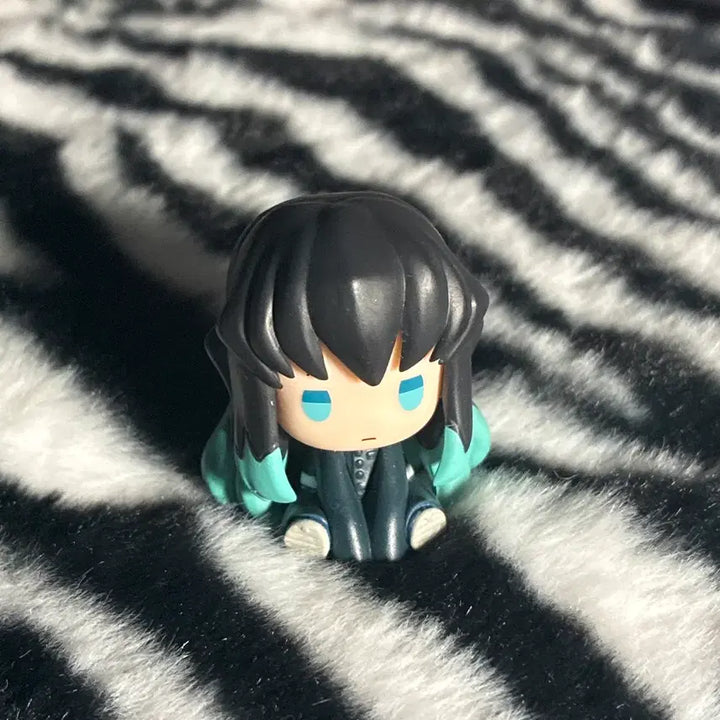 [BUNJANG] Demon Slayer Muichiro Tokito Wind-up Gacha Figure / 귀칼 귀멸의칼날 태엽가챠 무이치로 피규어