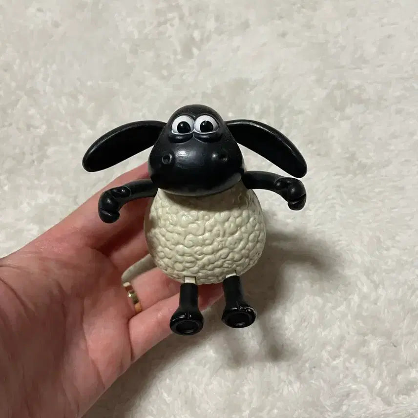 [BUNJANG] Shaun the Sheep Plush Toy Figure / 숀더쉽 양 인형 피규어 장난감