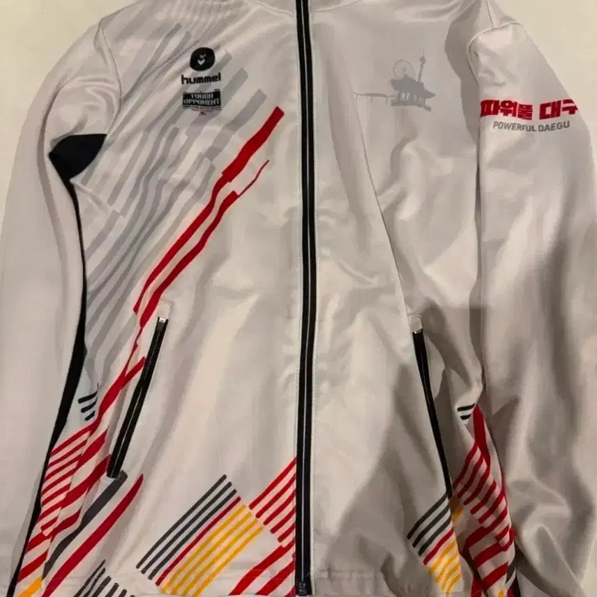 [BUNJANG] Taekwondo Full Zip Jacket with "Powerful Daegu" Accent / 대구광역시 태권도 집업