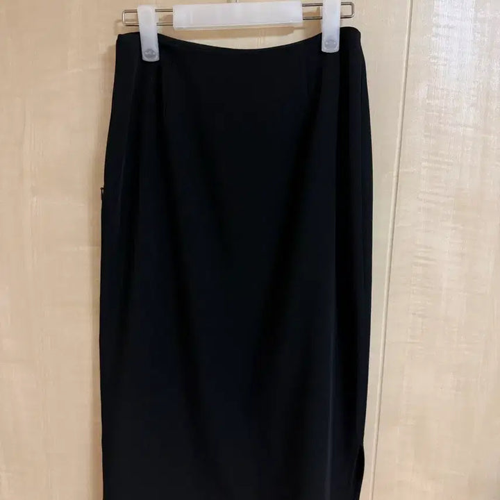 [BUNJANG] sie Bia Slit Skirt Black S / 시에 sie 비아 슬릿 스커트 블랙 S
